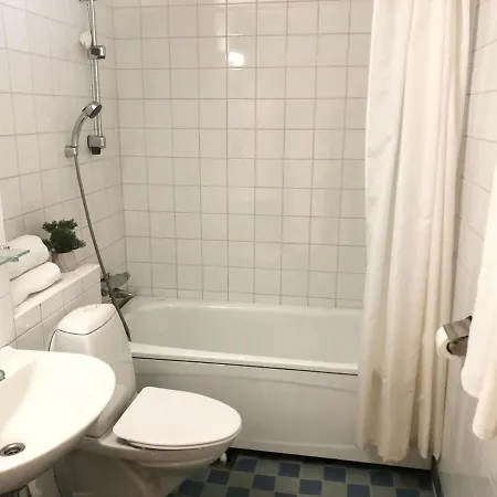 Spacious Aker Brygge With Balcony Όσλο