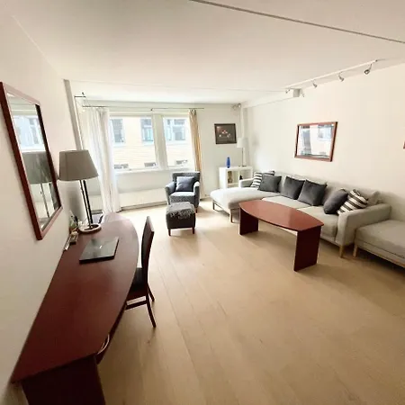 Spacious Aker Brygge With Balcony Apartmán *